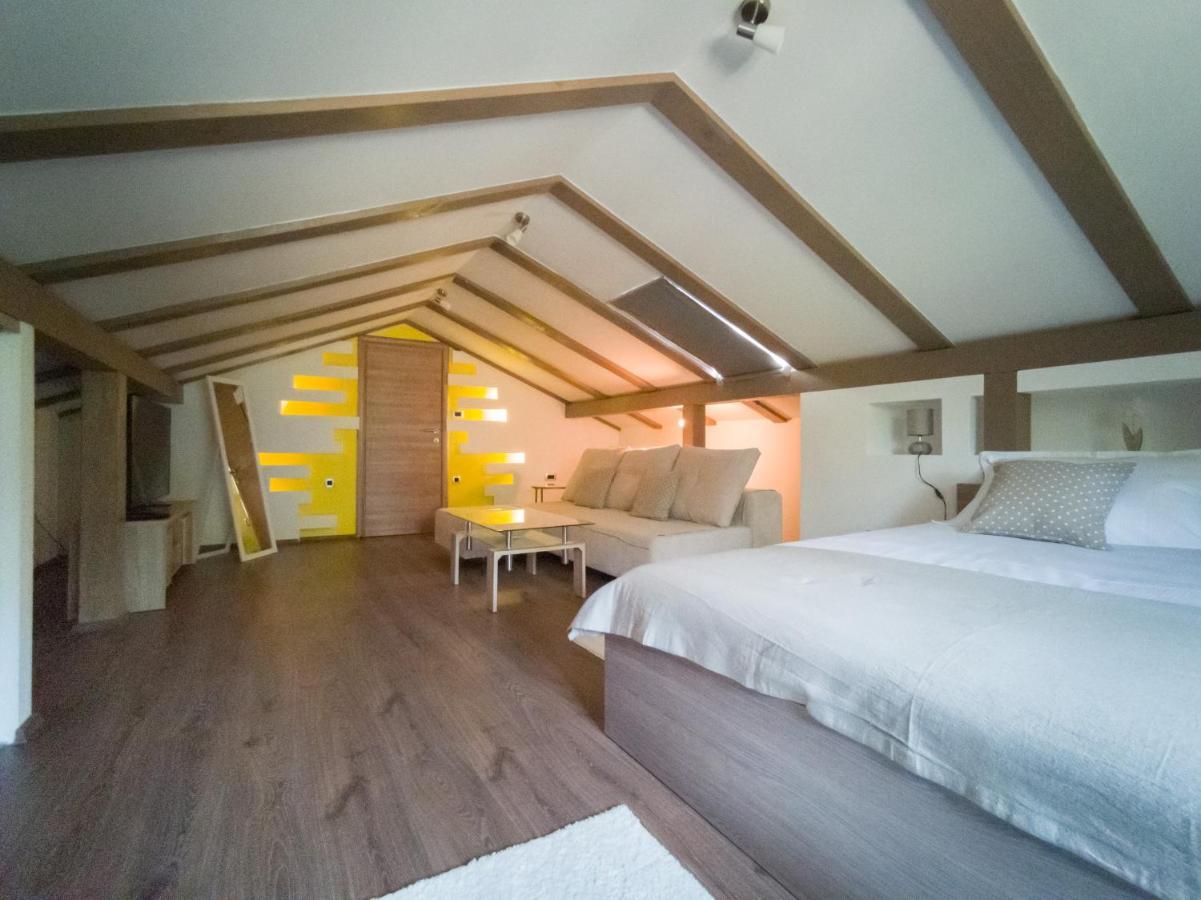 Holiday House Tos-Vila With Heated Pool Vrbnik Exterior photo